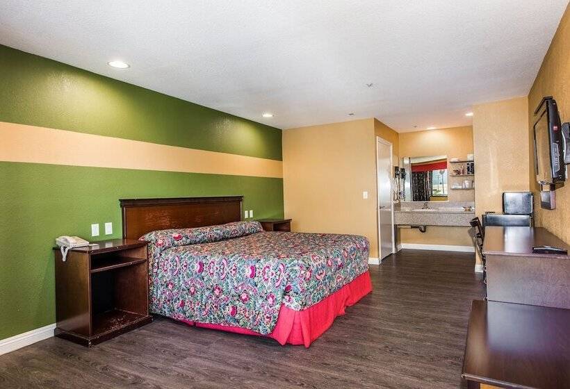 Отель Budget Inn