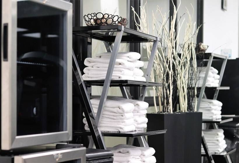 Отель Harborside