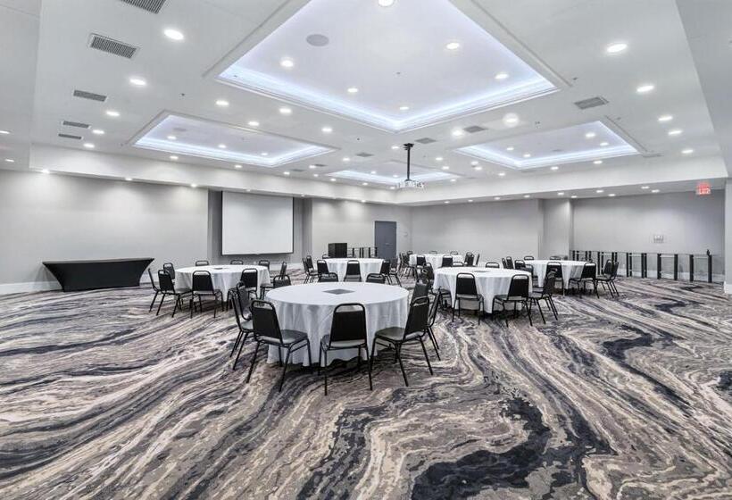 Отель Harborside