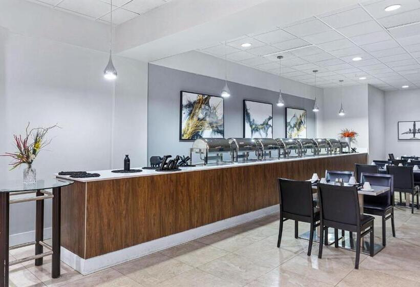 Отель Harborside