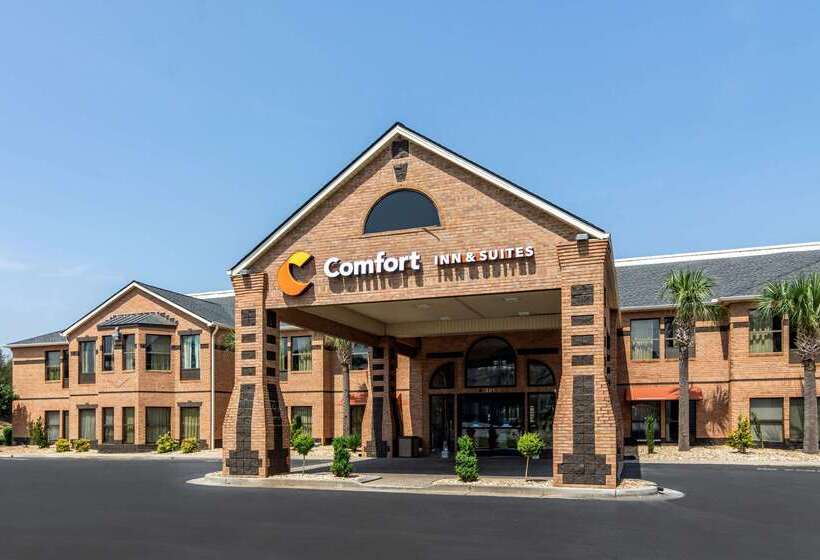 فندق Comfort Inn & Suites Perry National Fairgrounds Area