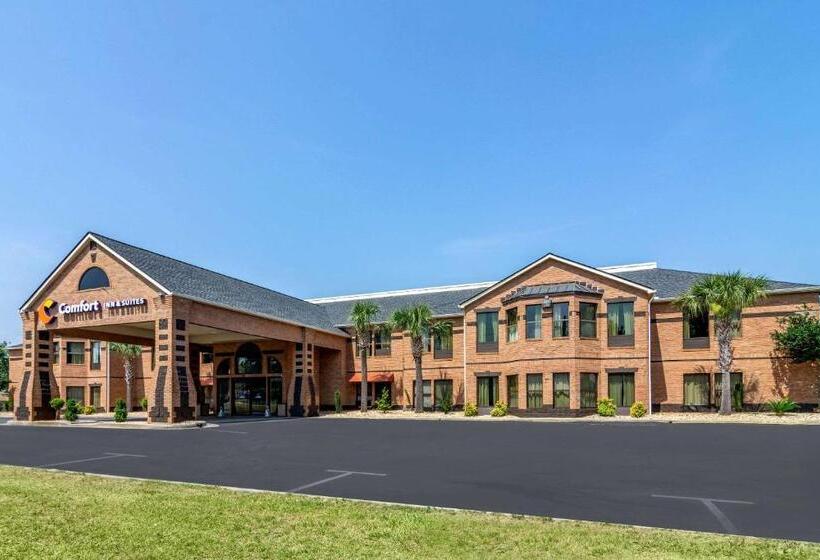 فندق Comfort Inn & Suites Perry National Fairgrounds Area