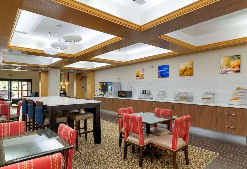 בית מלון כפרי Comfort Suites Milledgeville