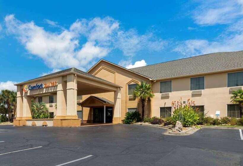 בית מלון כפרי Comfort Suites Milledgeville
