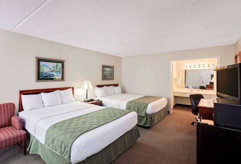 فندق Days Inn By Wyndham Bay City