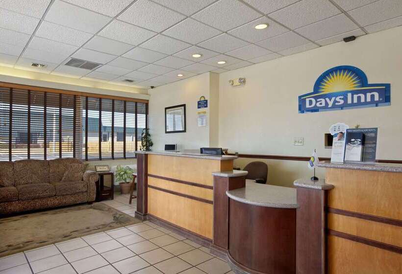 هتل Days Inn By Wyndham Salina South