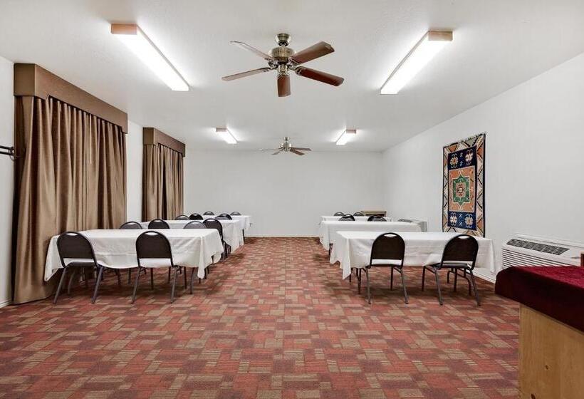 فندق Days Inn By Wyndham San Angelo