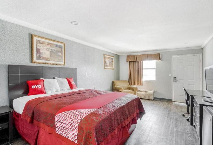 Oyo Hotel Pineville La Hwy 165