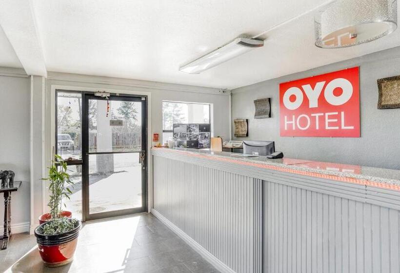 Oyo Hotel Pineville La Hwy 165