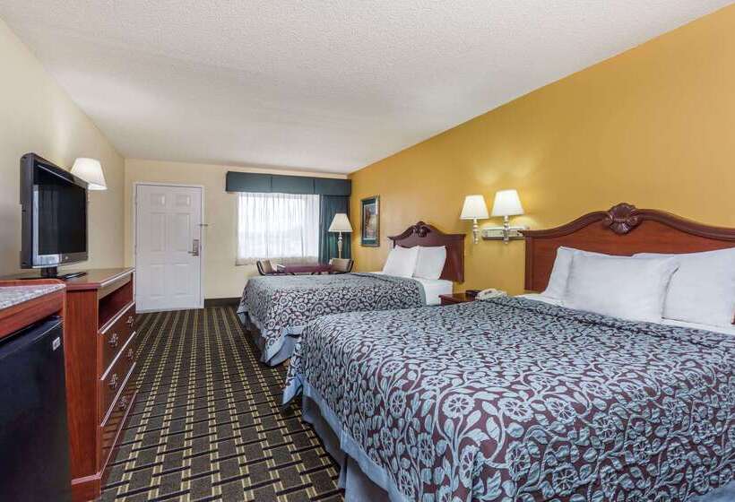هتل Days Inn & Suites By Wyndham Warner Robins Near Robins Afb