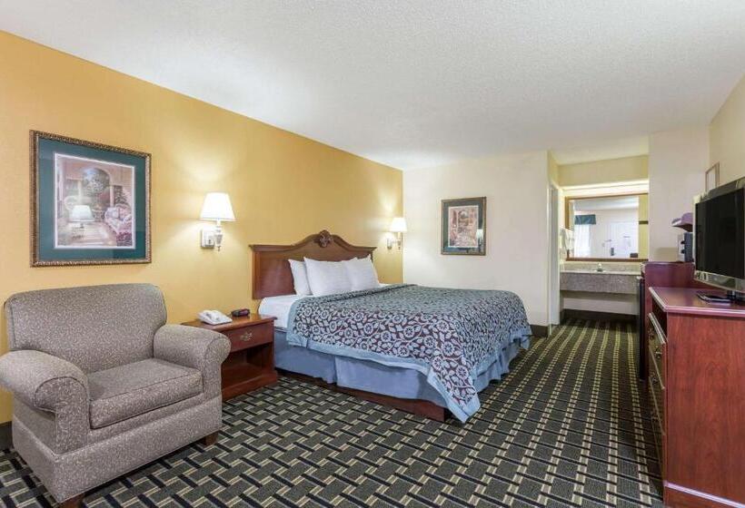 酒店 Days Inn & Suites By Wyndham Warner Robins Near Robins Afb