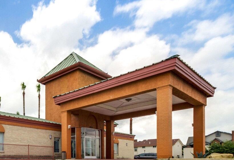 酒店 Econo Lodge Inn & Suites