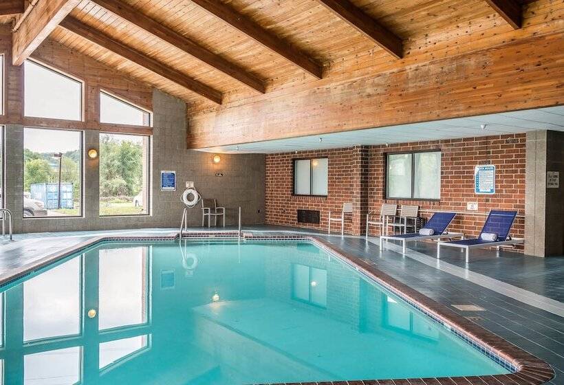 Envision Hotel Saint Paul South