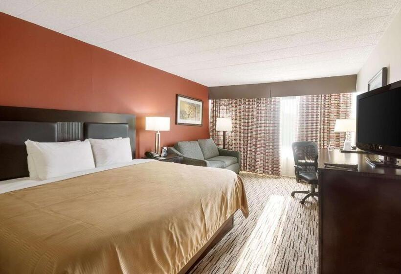 Exton Hotel And Conference Center