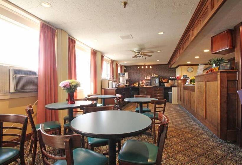 فندق Fireside Inn & Suites Waterville