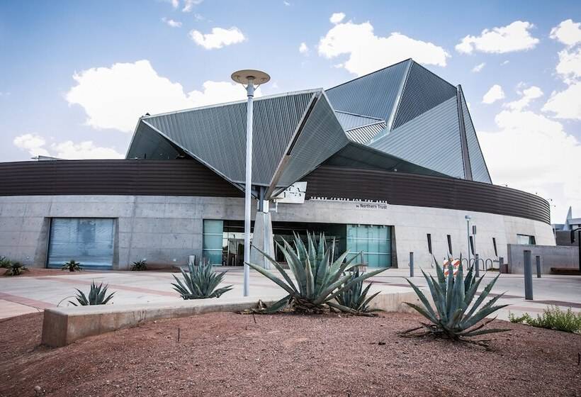 هتل Holiday Inn Express & Suites Phoenix   Tempe, An Ihg