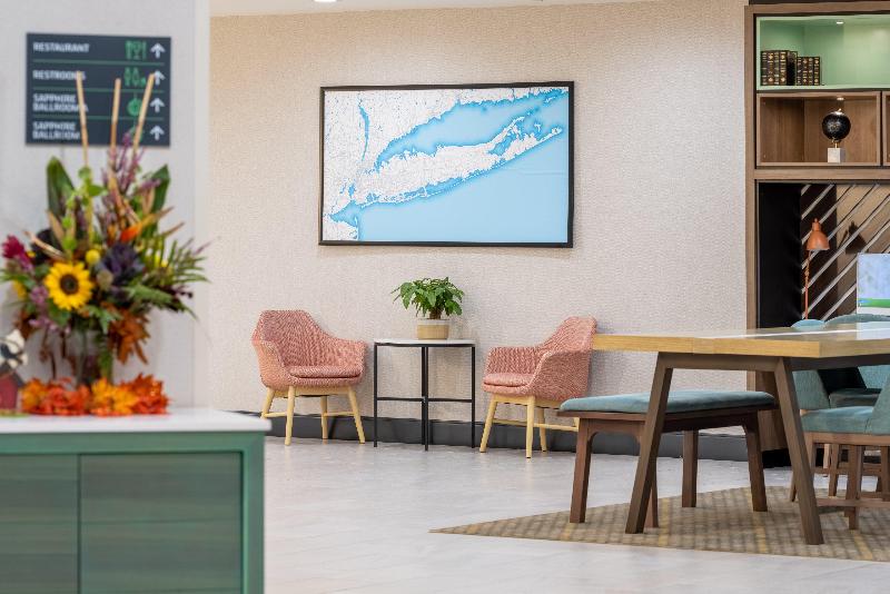 هتل Holiday Inn   Long Island   Islip Arpt East, An Ihg
