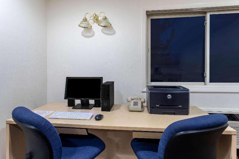 فندق Inn At Lander, Travelodge By Wyndham