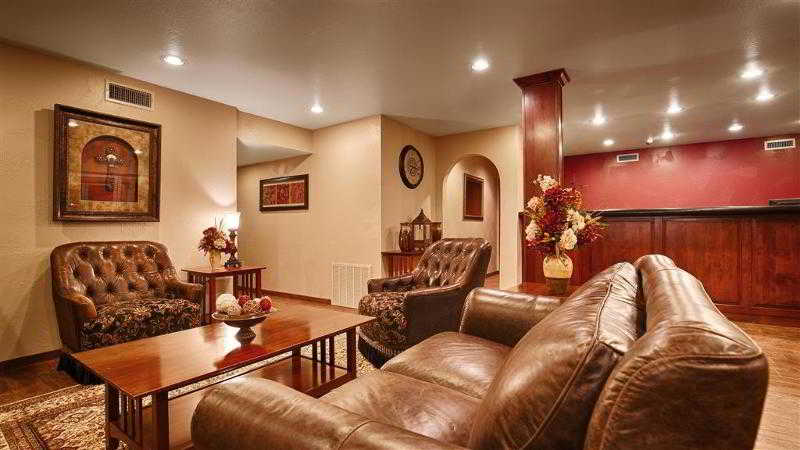 בית מלון כפרי Quality Inn