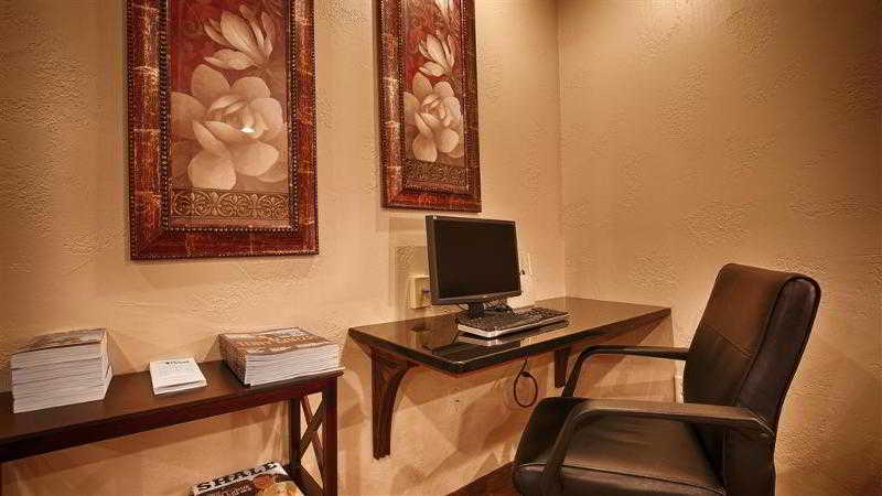 בית מלון כפרי Quality Inn