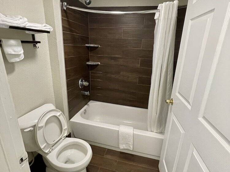 酒店 Key West Inn Roanoke