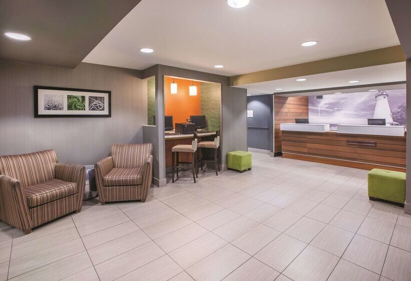 فندق La Quinta By Wyndham Erie