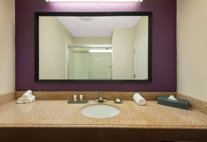 فندق La Quinta By Wyndham Erie