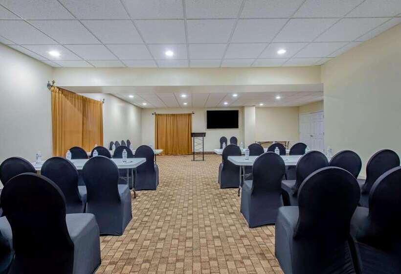 فندق La Quinta By Wyndham Lexington Park   Patuxent