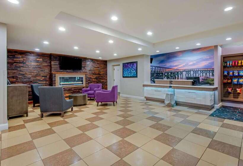 فندق La Quinta By Wyndham Lexington Park   Patuxent