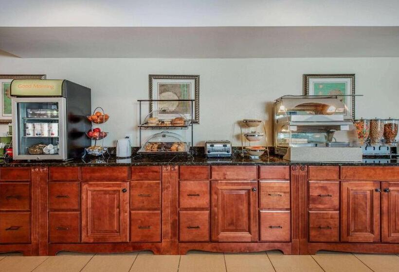 فندق La Quinta By Wyndham Lexington Park   Patuxent