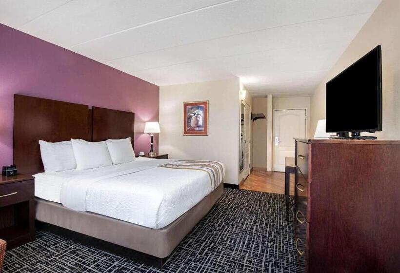 فندق La Quinta By Wyndham Lexington Park   Patuxent