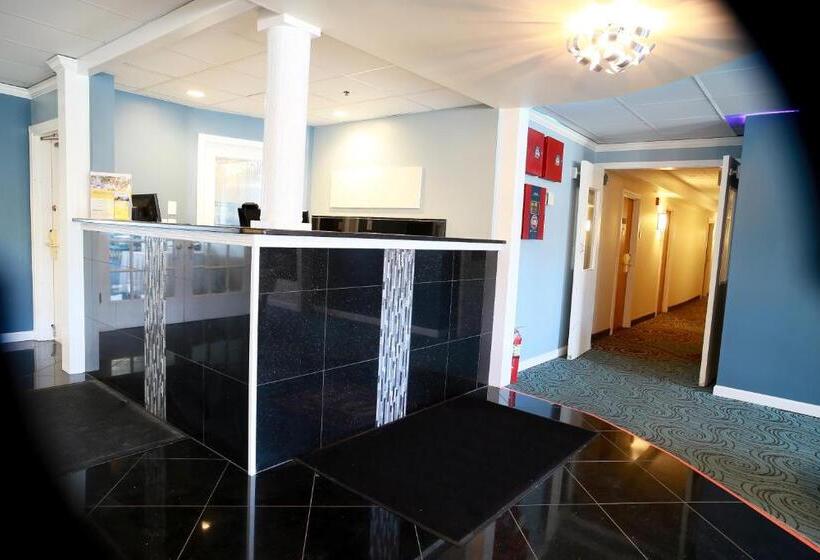 ホテル Lakeside Inn