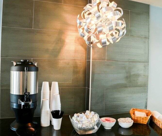 ホテル Lakeside Inn