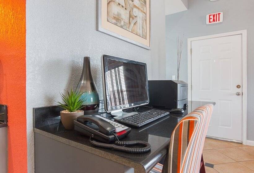 ホテル Quality Inn Carthage