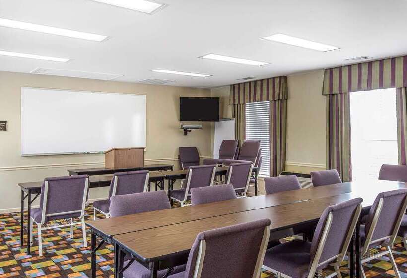 فندق Quality Inn Crossville Near Cumberland Mountain State Park