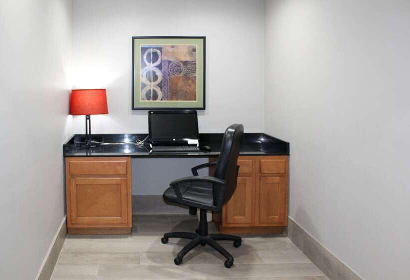 فندق Quality Inn Crossville Near Cumberland Mountain State Park