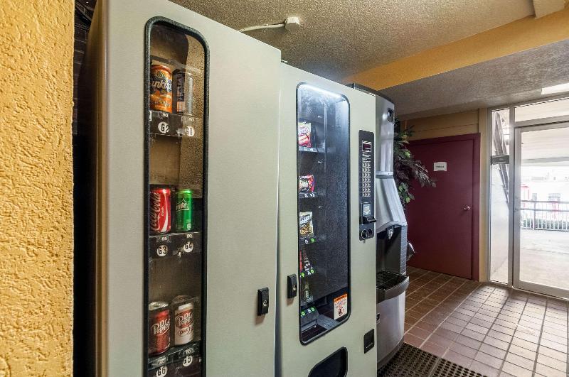 Отель Quality Inn