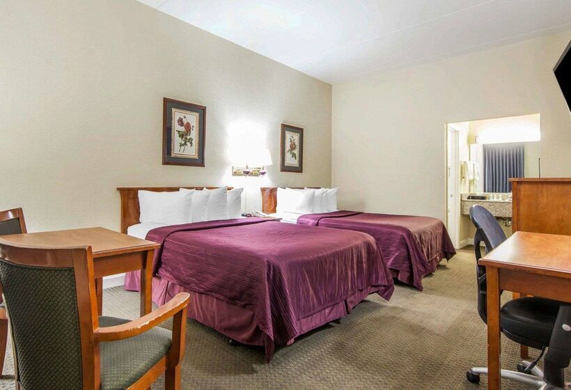 Отель Quality Inn
