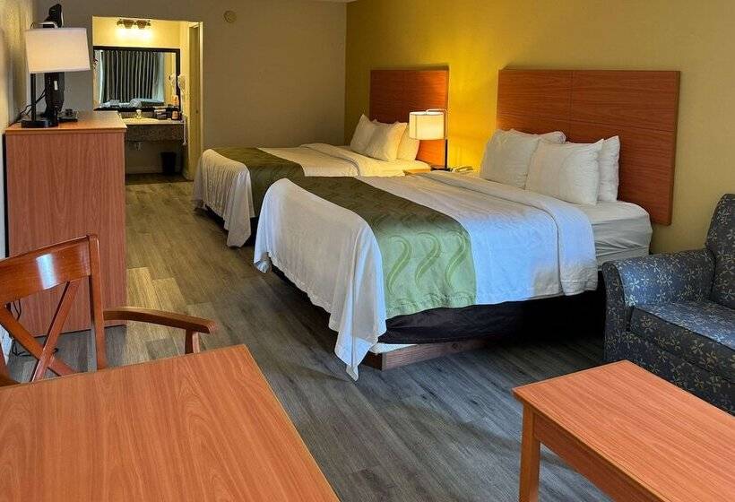 فندق Quality Inn Near Manatee Springs State Park