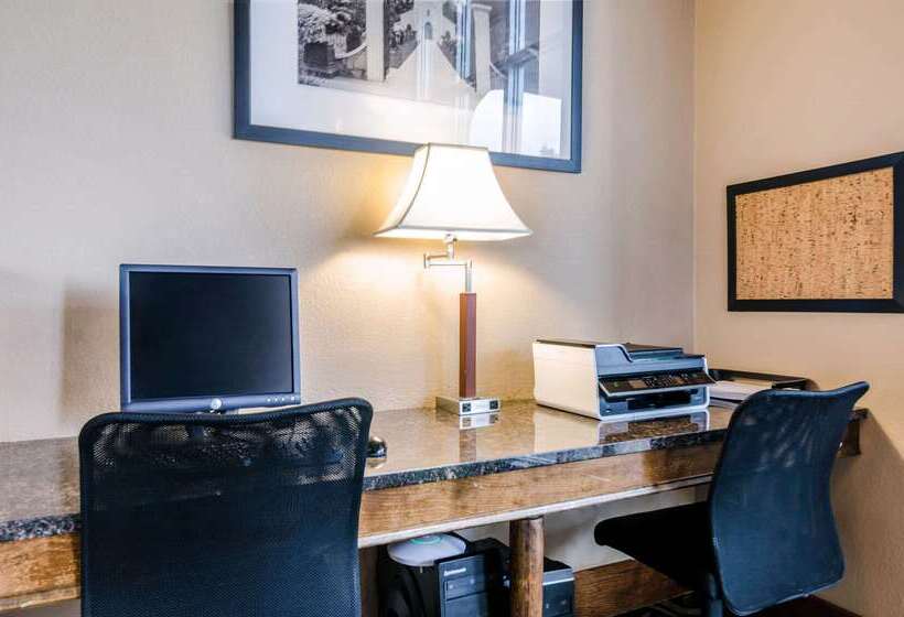 فندق Quality Inn & Suites