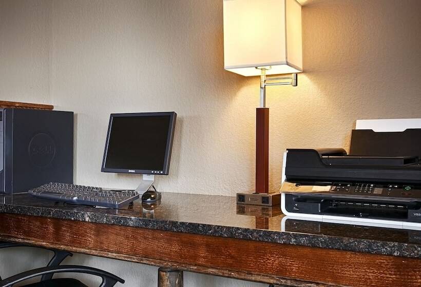 فندق Quality Inn & Suites