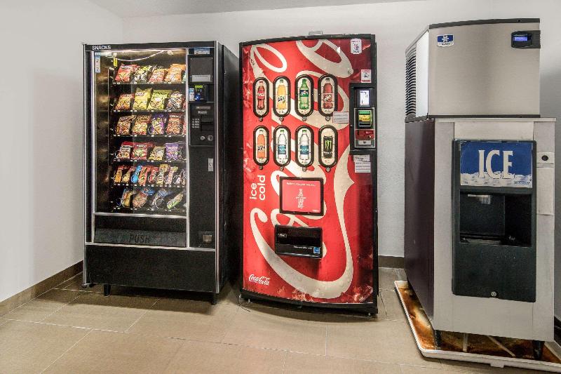 בית מלון כפרי Quality Inn & Suites