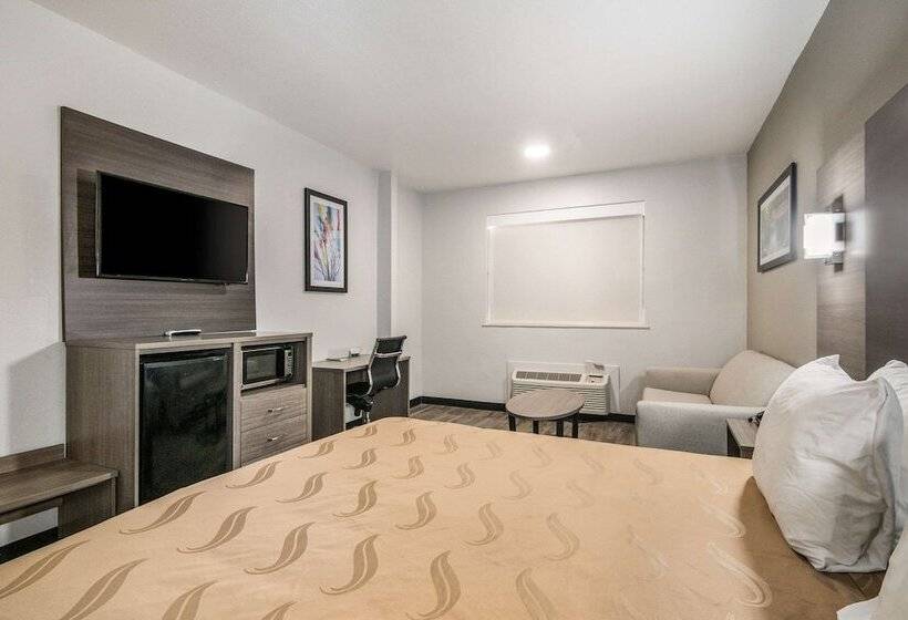 בית מלון כפרי Quality Inn & Suites