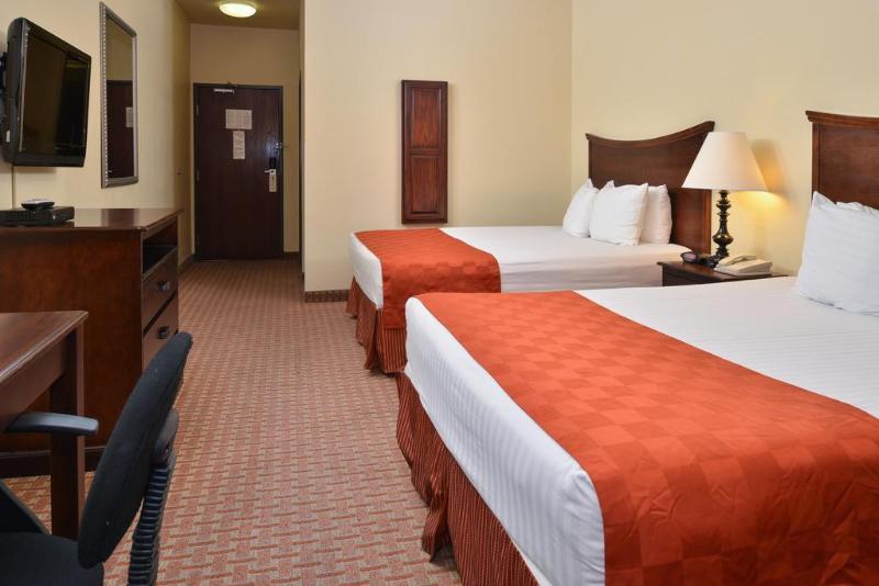 בית מלון כפרי Quality Inn & Suites