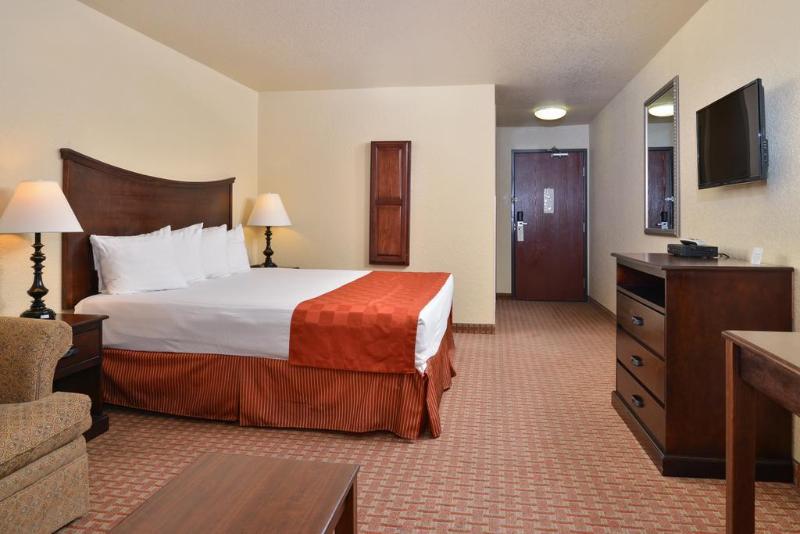 בית מלון כפרי Quality Inn & Suites