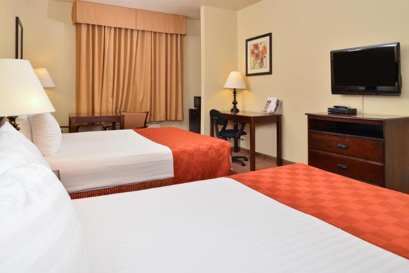 בית מלון כפרי Quality Inn & Suites