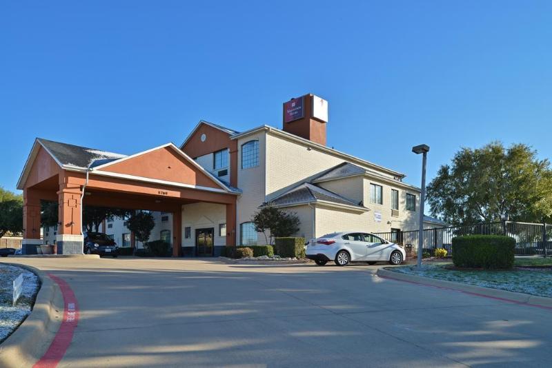 בית מלון כפרי Quality Inn & Suites