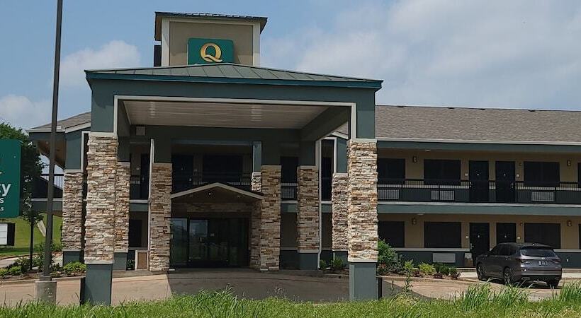 호텔 Quality Inn & Suites Garland   East Dallas