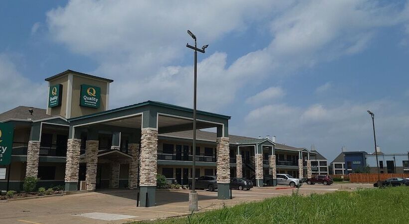 호텔 Quality Inn & Suites Garland   East Dallas