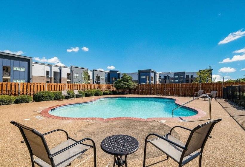 호텔 Quality Inn & Suites Garland   East Dallas